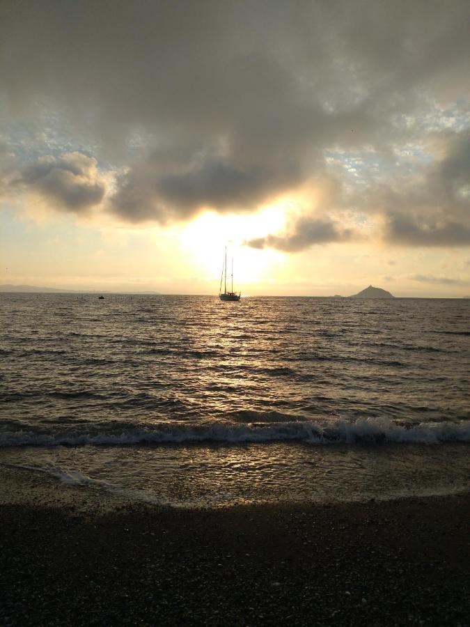 Cavo Beach 4 외부 사진